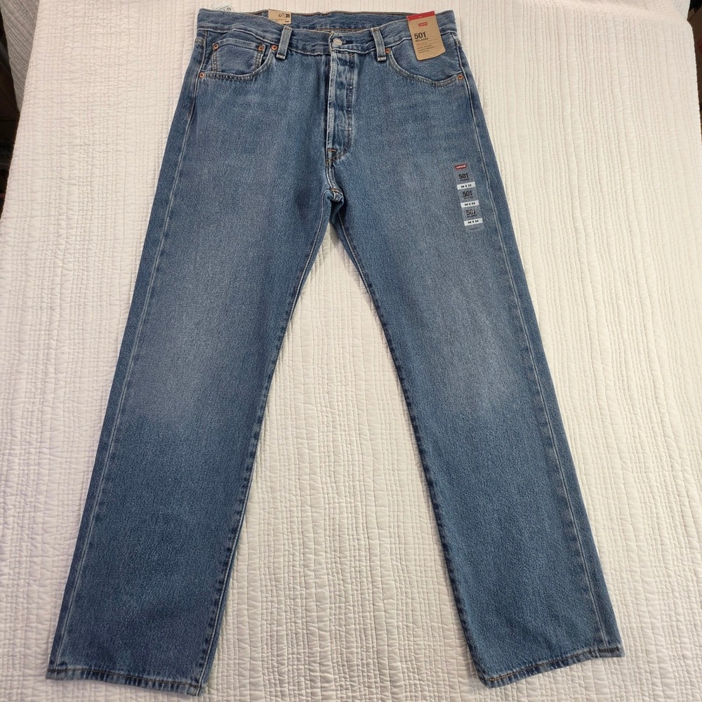 Levis 501 Relaxed Fit Jeans Mens 36x32 Blue Denim Button Fly Straight Leg NWT